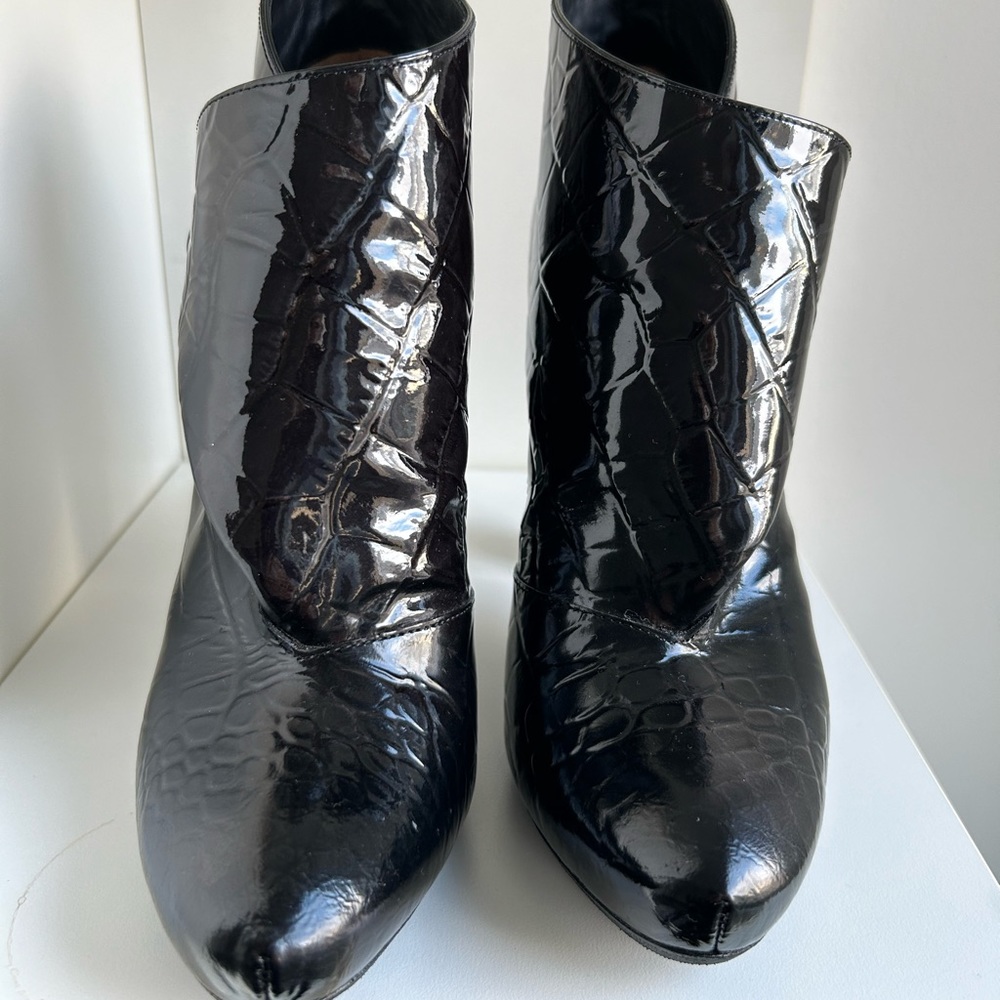 Louis Vuitton Ancle Boots - Picture 4 of 9